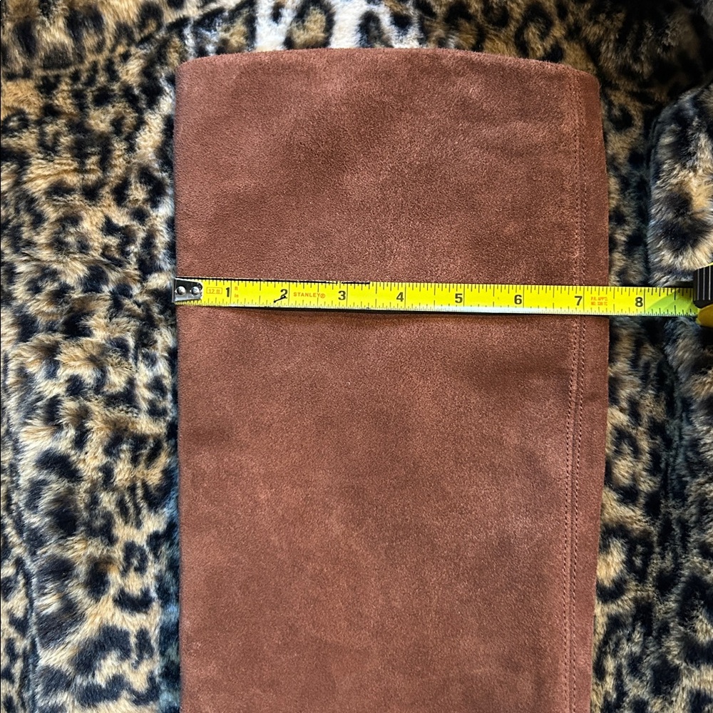 UGG Daley Brown Suede. Boots With Dust-bag in Box. - Picture 8 of 15